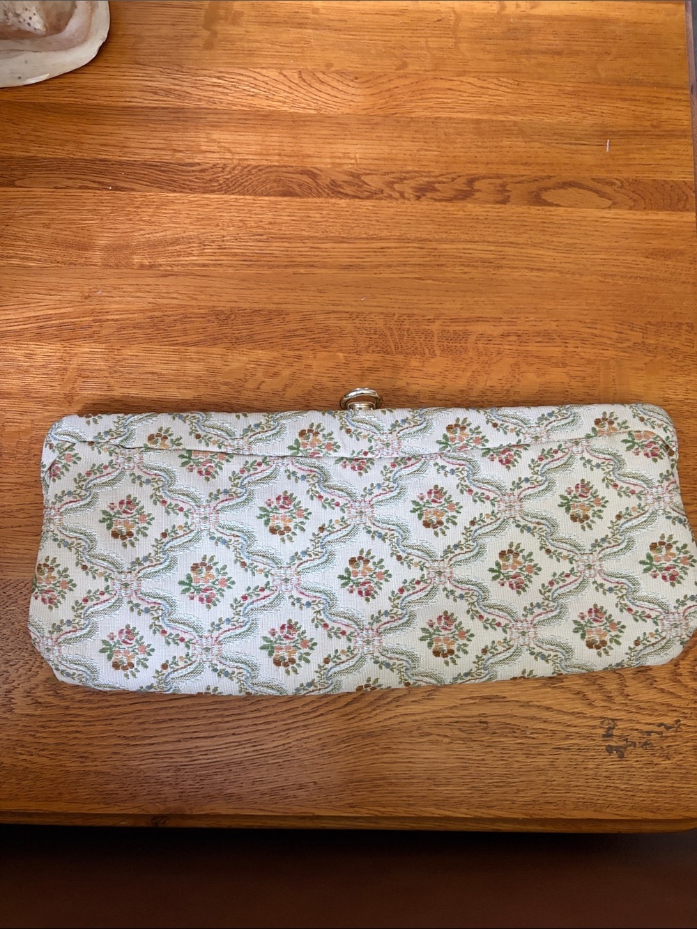 Vintage tapestry Floral Embroidered White Evening Clutch